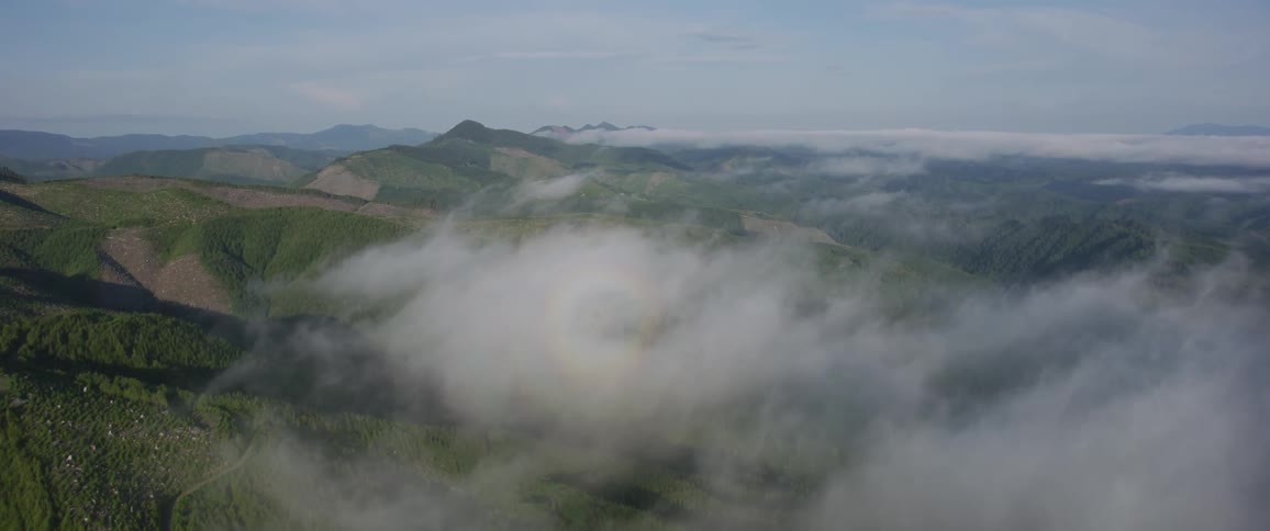 Landscape of the rolling hills with clouds in the daytime