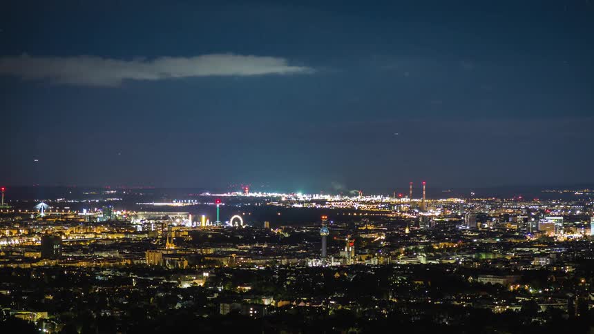 Time lapse of a city skyline
