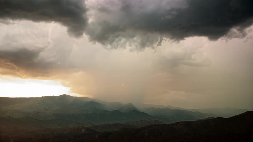 Static shot of a dust cloud