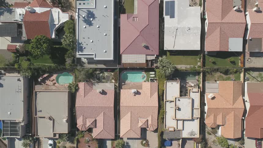 Home in close proximity to each other