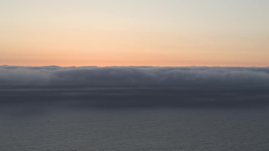 Iceberg seen in front of a horizon