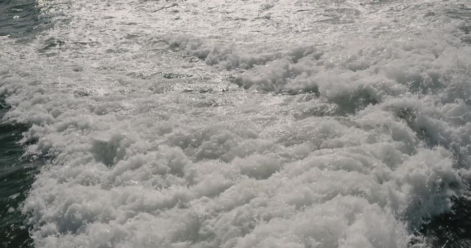 The waves move around in the water