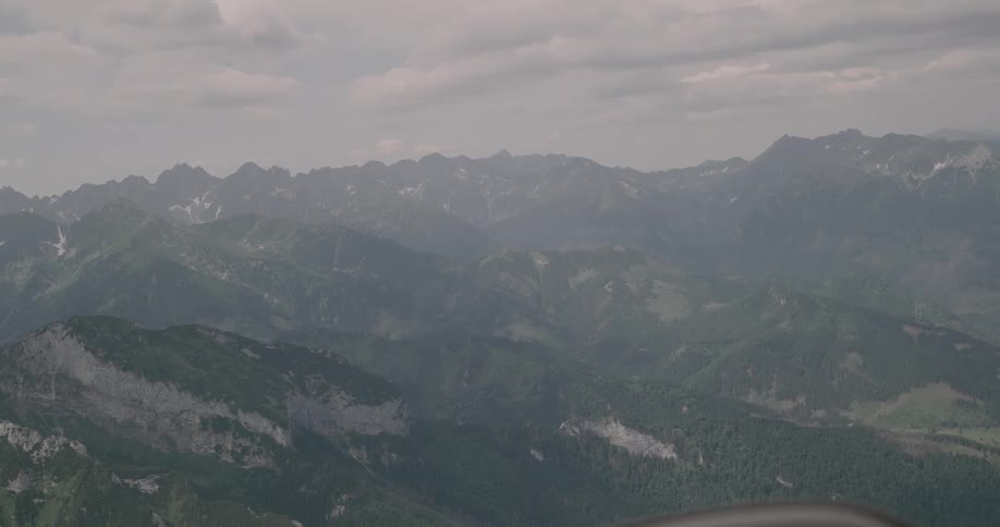 Landscape of a range of mountains on a cloudy day