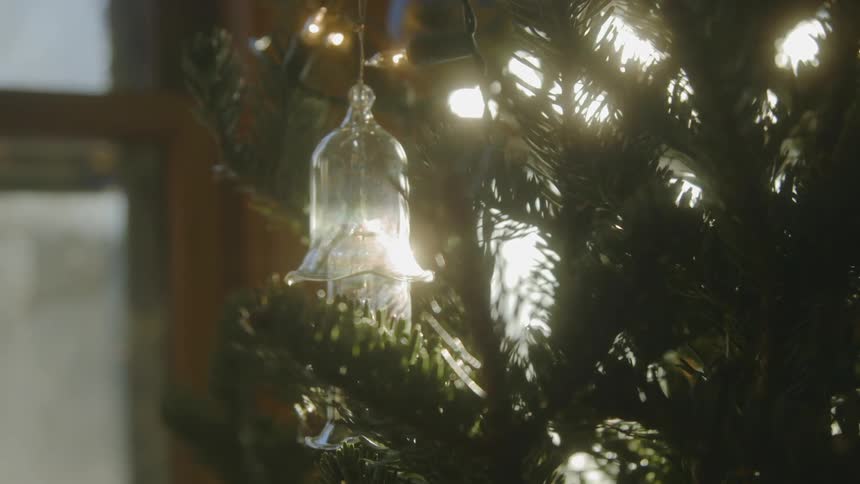 Light christmas tree decoration