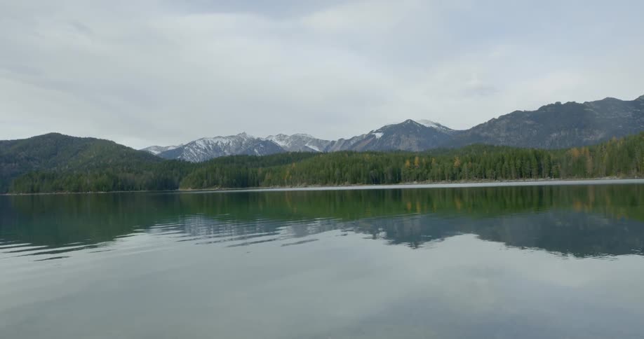 Water is moving in the lake