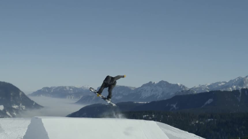 A man playing ski at the snow field