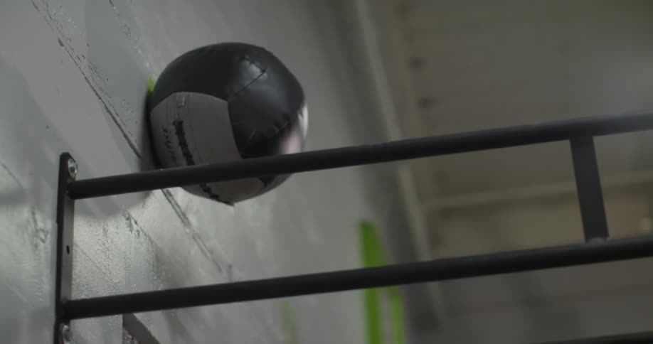 People are working out in a gym