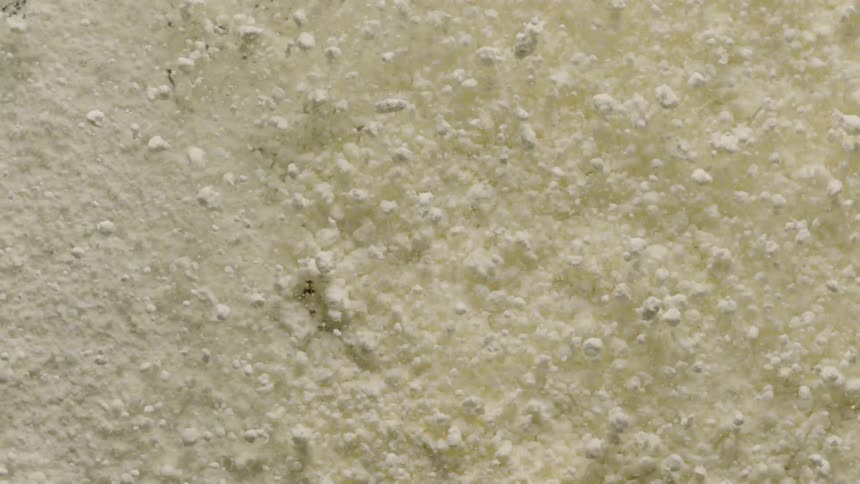 Popcorn dropping in to water