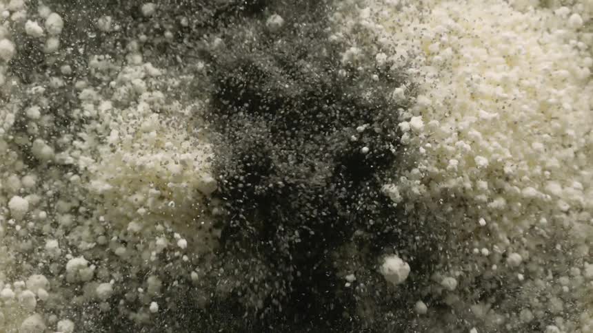 Particles bounce and mix on a surface