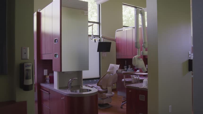 The dentist office is empty during the day