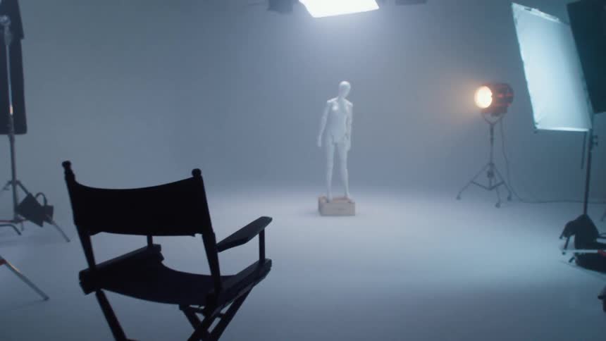 A mannequin is on a step to be photographed