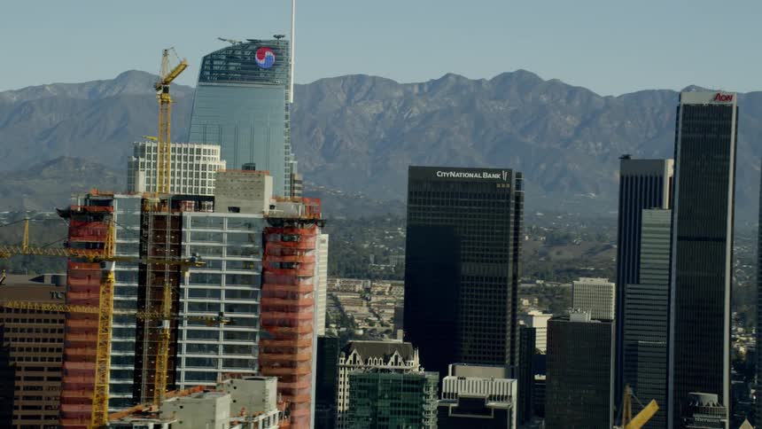 Cranes on top of Skyscrapers in Downtown Los Angeles