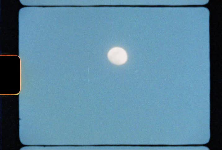 A view of a white circle in a blue surrounding