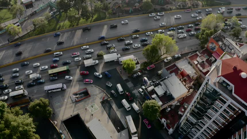 Birds eye view of traffic in a city