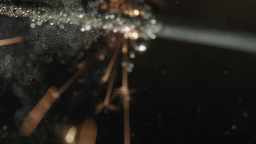 Light is flickering and liquid is shown