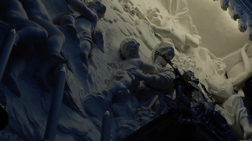A close up view of a sculpture