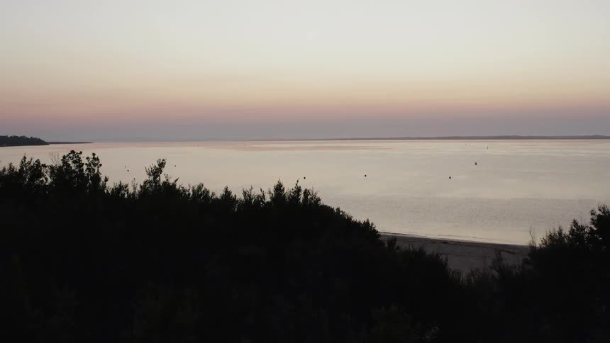 Dawn on the oceans coast