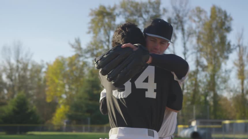 Man hugging after the match end