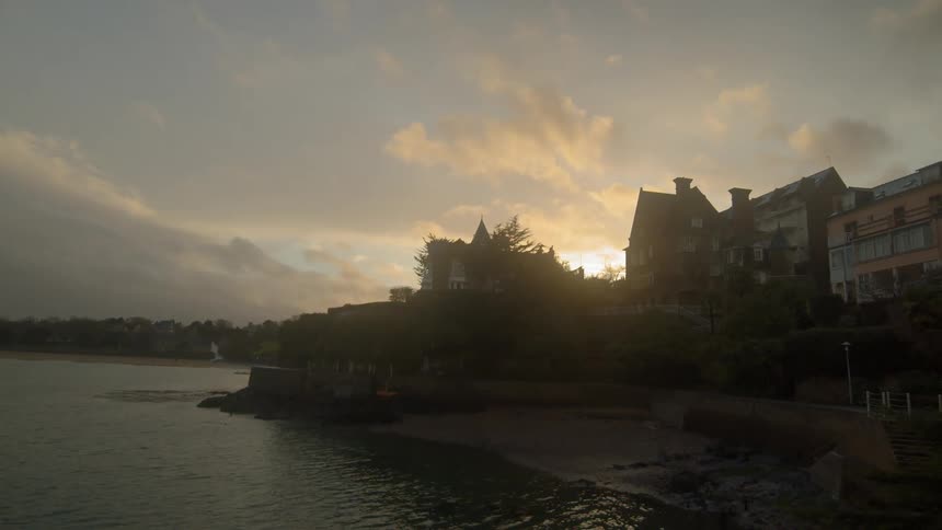 A town near the coast with the sky in the background