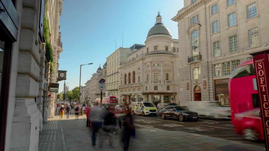 Time lapse of a road leading to piccadilly circus