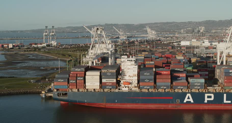 The ship is full of shipping containers