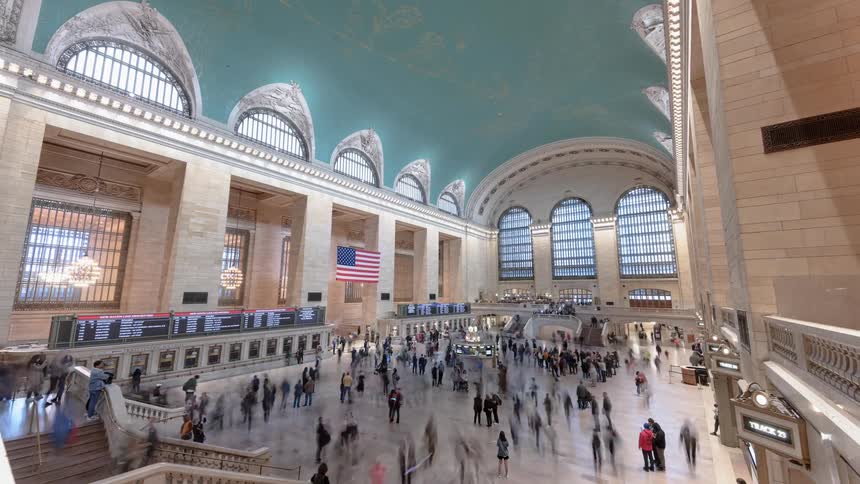 Time lapse of people in a train station