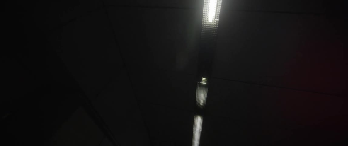 Some bulbs in long ceiling light strip areflickering or out