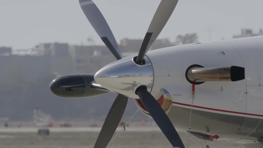 Close-up of the propeller part of a prop engine