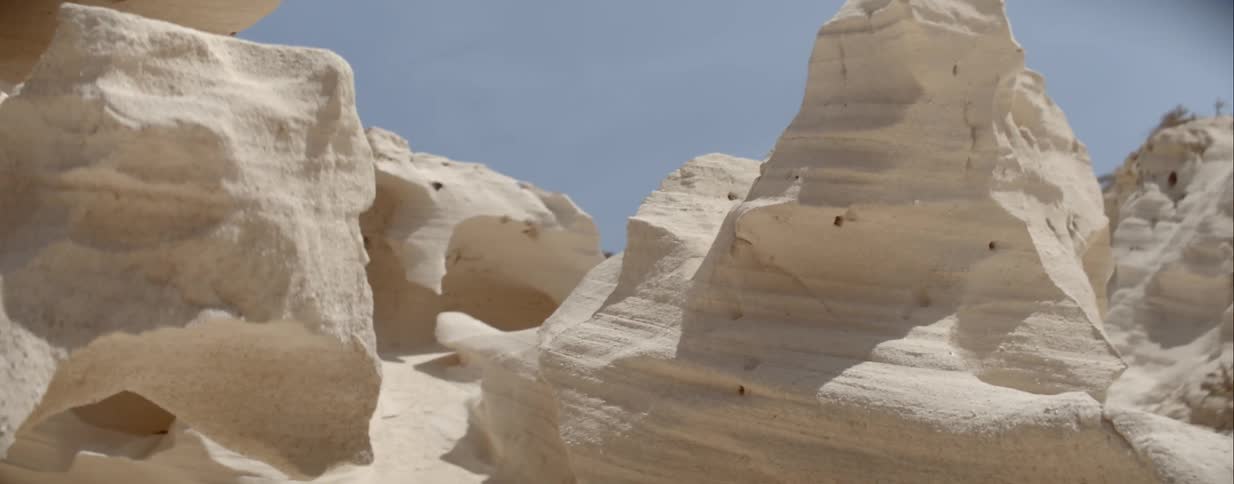 The canyons are covered with tall rocks