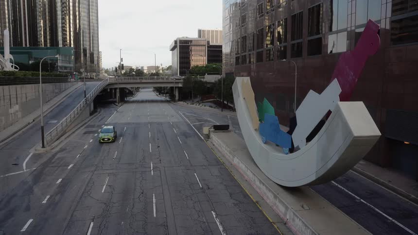 Empty interstates in los angeles empty due to social distancing