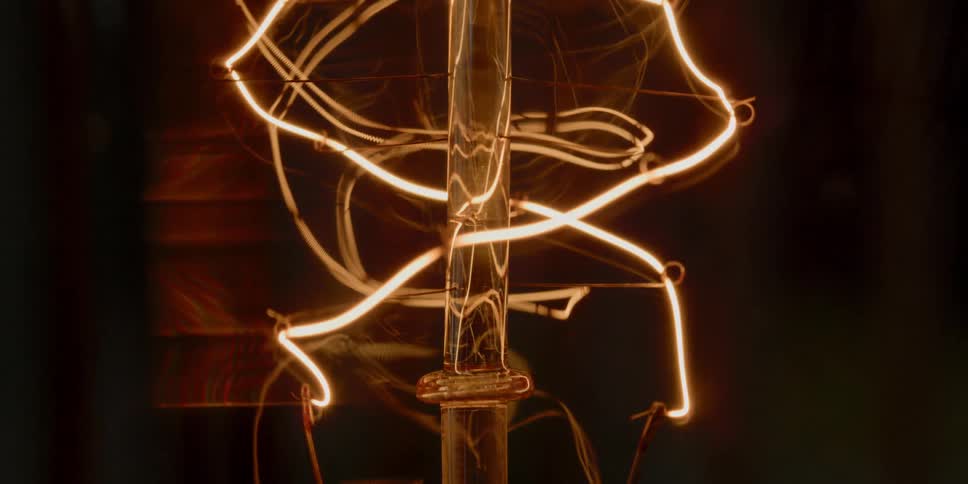 Neon sculpture lights turn on and off