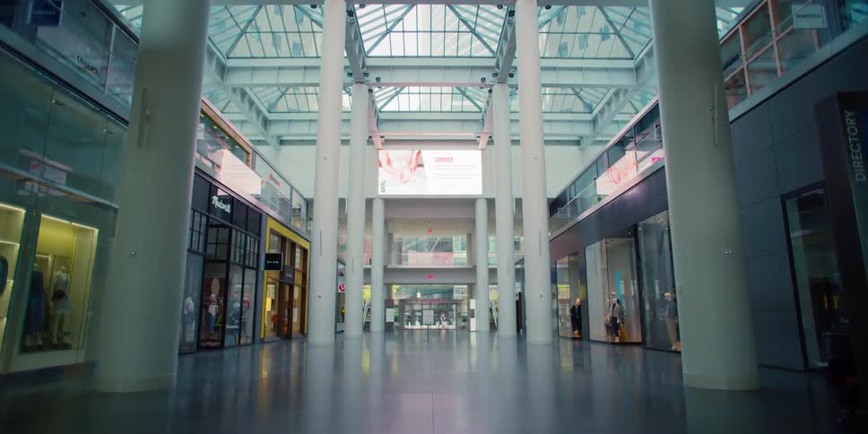 A corridor in an empty shopping mall