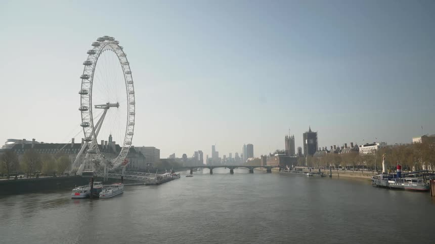 The ferris wheel near the water