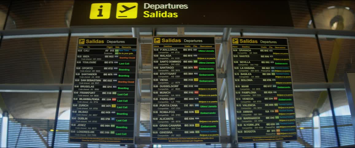 A list of departures is displayed