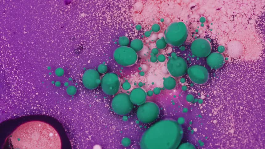 Powders and liquids of various colors do not mix together