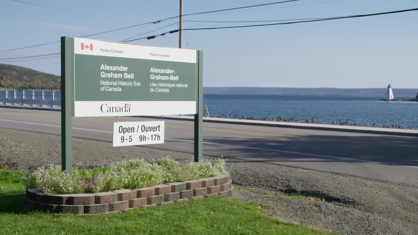 A sign for the alexander graham bell national historic site of canada