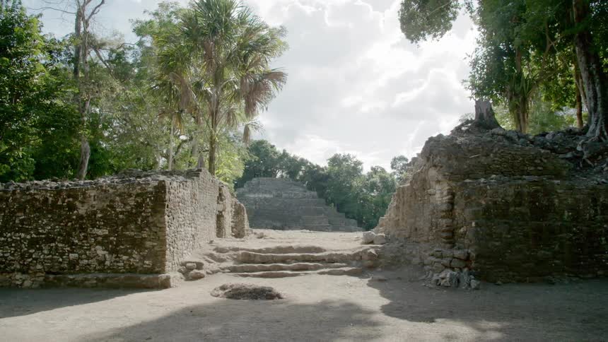 Belize maya ruins archaeological site