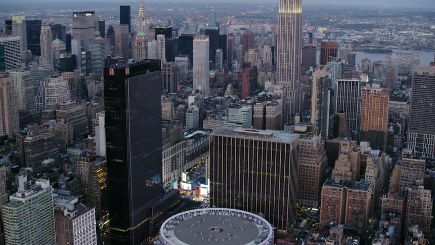 A city skyline with buildings and skyscrapers