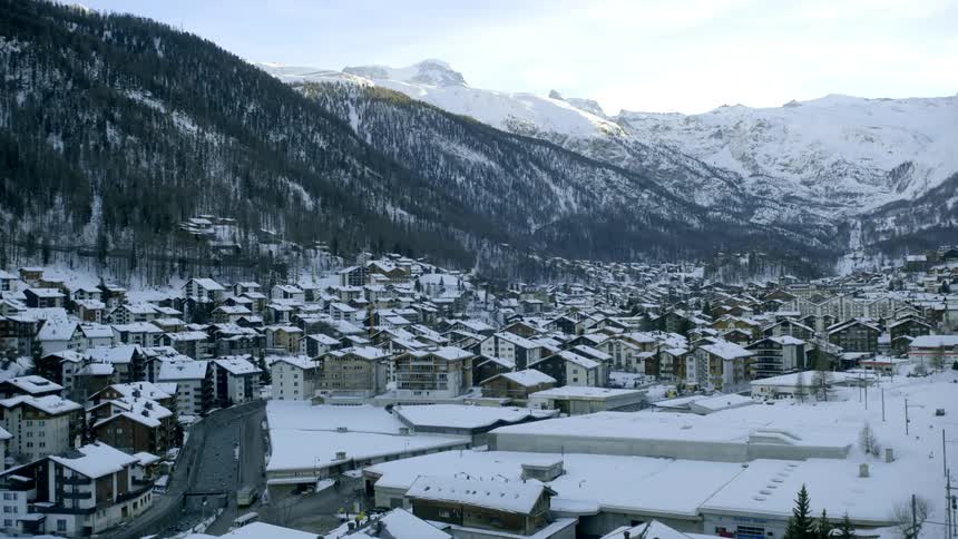 The town is on the edge of the mountains