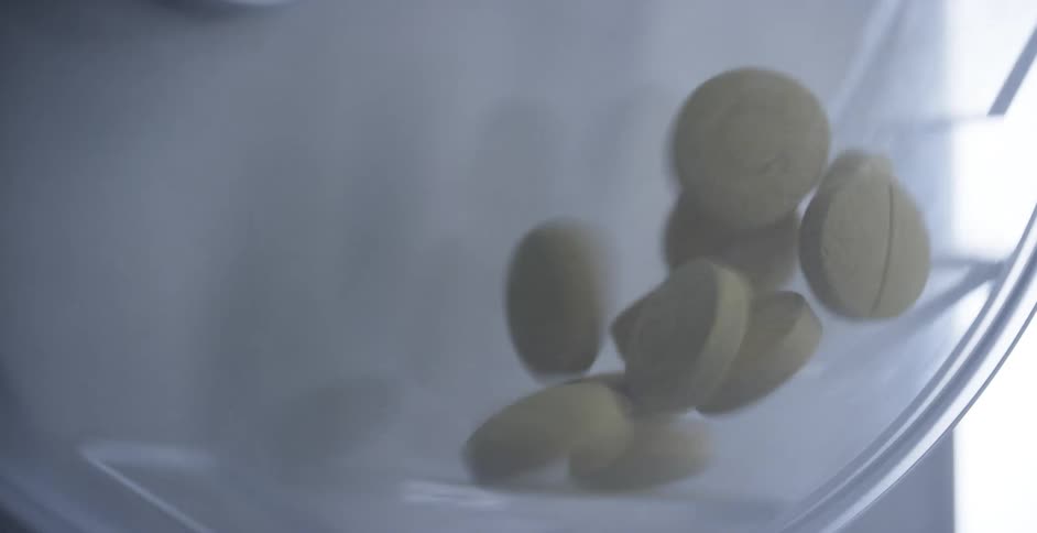 Pills in a rotating machine