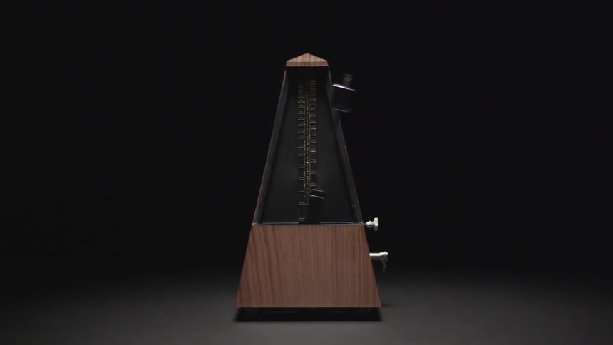 Metronome actively swinging