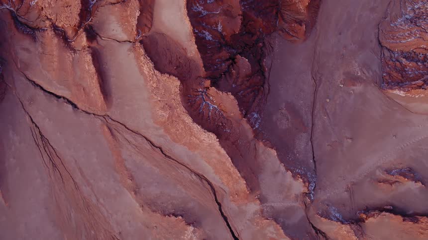 The canyon has many hills and edges