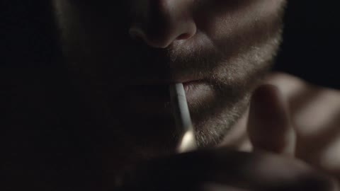 do cigarettes upset your stomach Think Smoking Only Affects Your Lungs? Think Again. Your digestive system  takes a major hit too. Smoking can weaken your gut lining, slow down  digestion, and increase the risk of ulcers and
