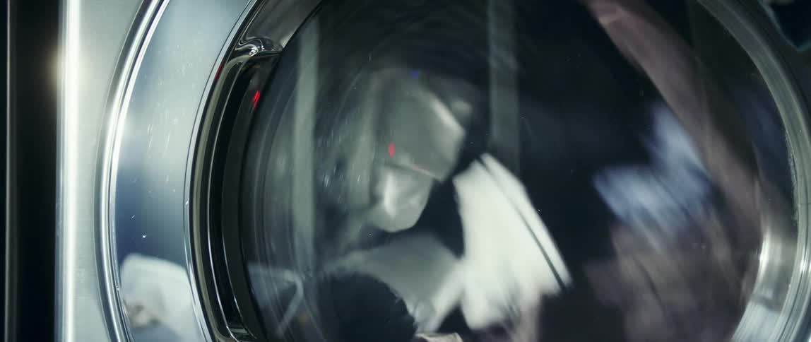Clothing tumbling in a drying machine