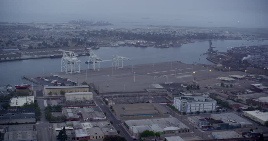 The port is empty by the city