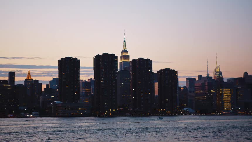 Landscape view of the water and city skyline