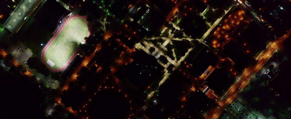 Birds eye view of traffic and buildings in a city