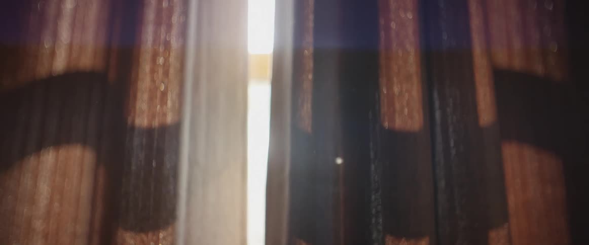 Sunlight shines through pillars