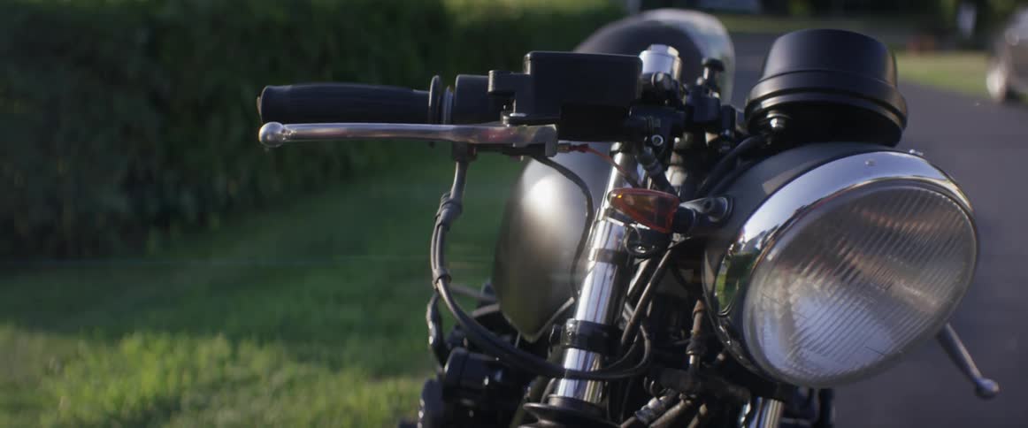 A motorcycle in the daytime