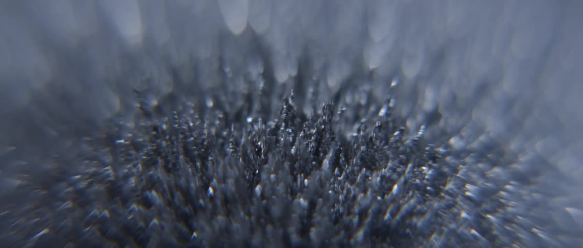 Movement of magnetic metal shavings